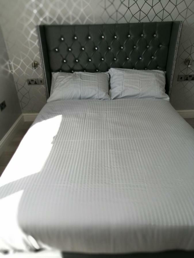 Encore Rooms Scunthorpe Bagian luar foto