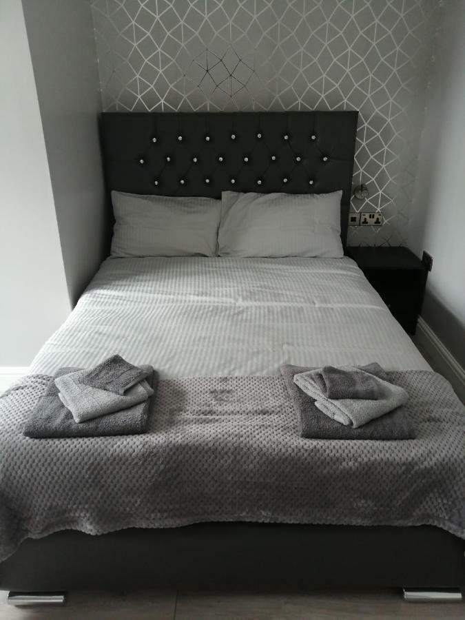 Encore Rooms Scunthorpe Bagian luar foto